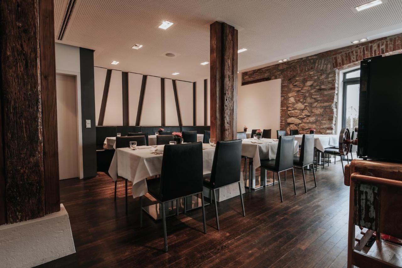 Design Hotel & Restaurant Loewen Улм Екстериор снимка