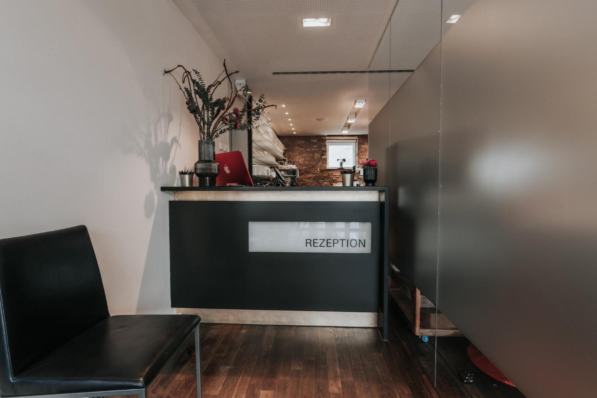 Design Hotel & Restaurant Loewen Улм Екстериор снимка