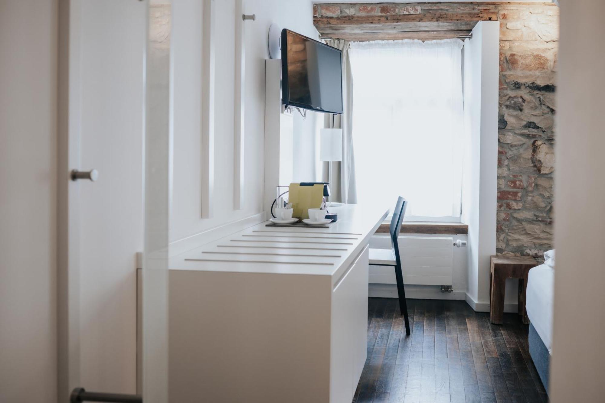 Design Hotel & Restaurant Loewen Улм Екстериор снимка