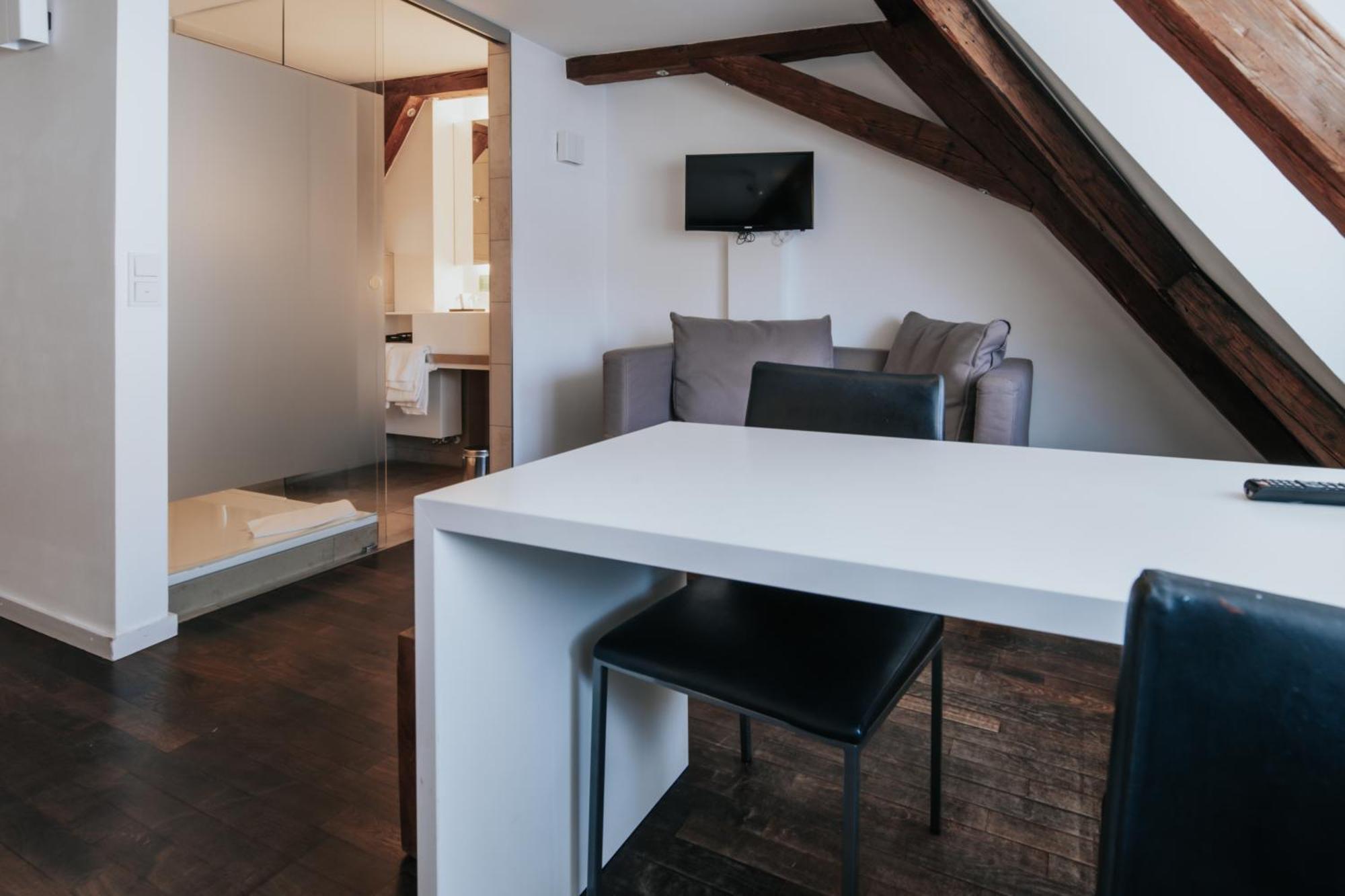 Design Hotel & Restaurant Loewen Улм Екстериор снимка