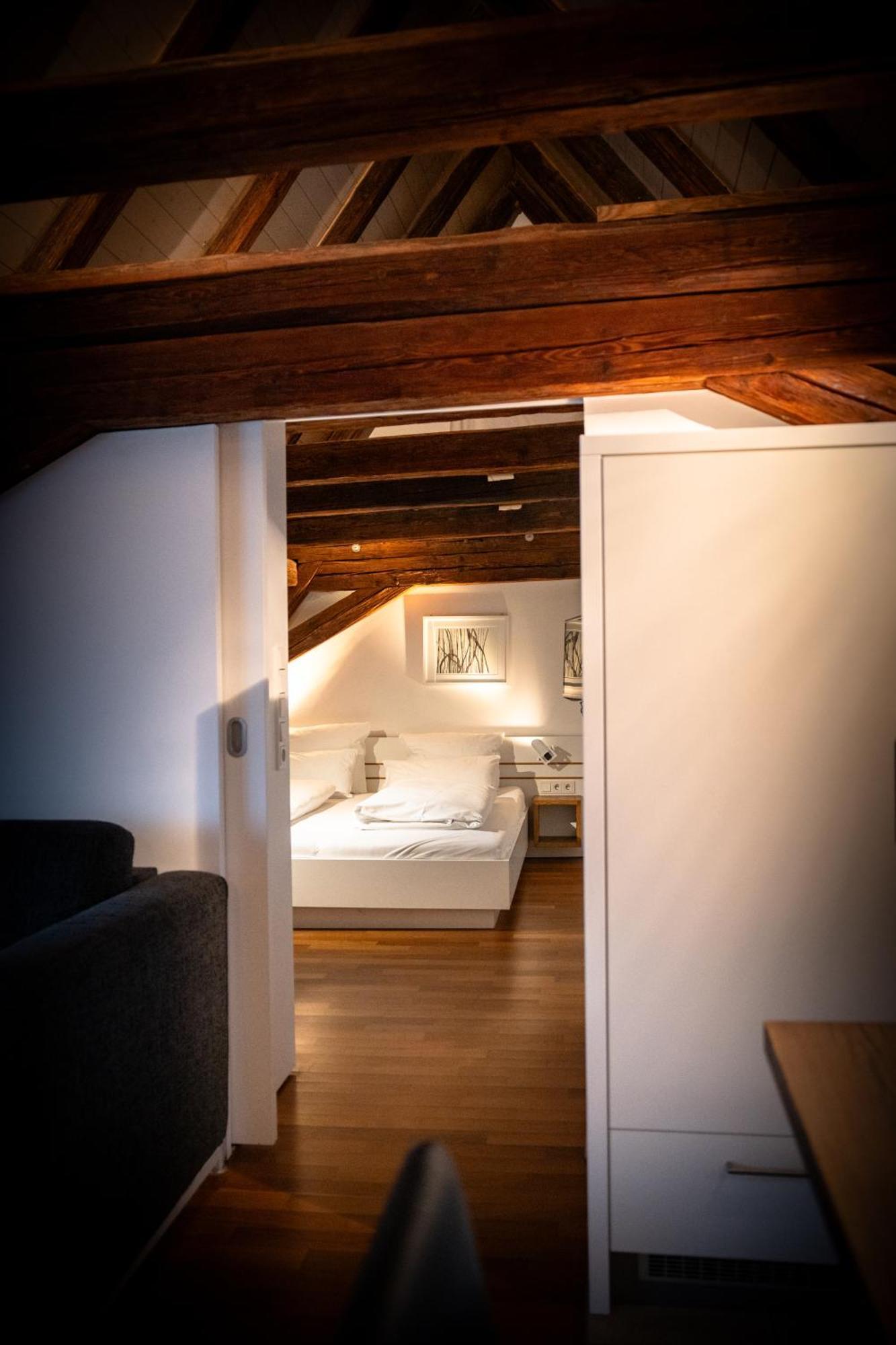 Design Hotel & Restaurant Loewen Улм Екстериор снимка