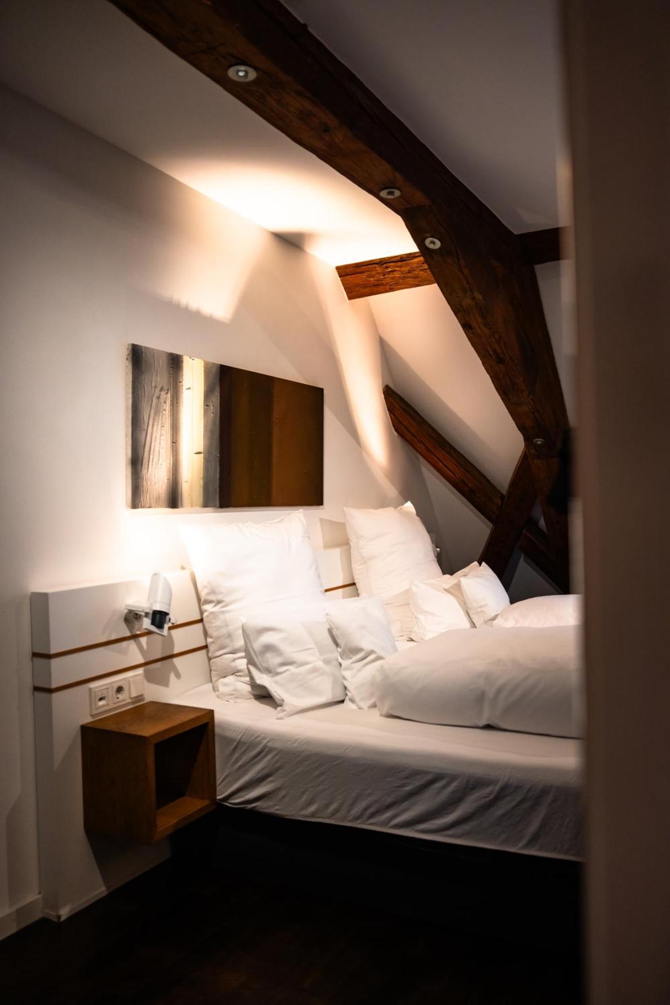 Design Hotel & Restaurant Loewen Улм Екстериор снимка